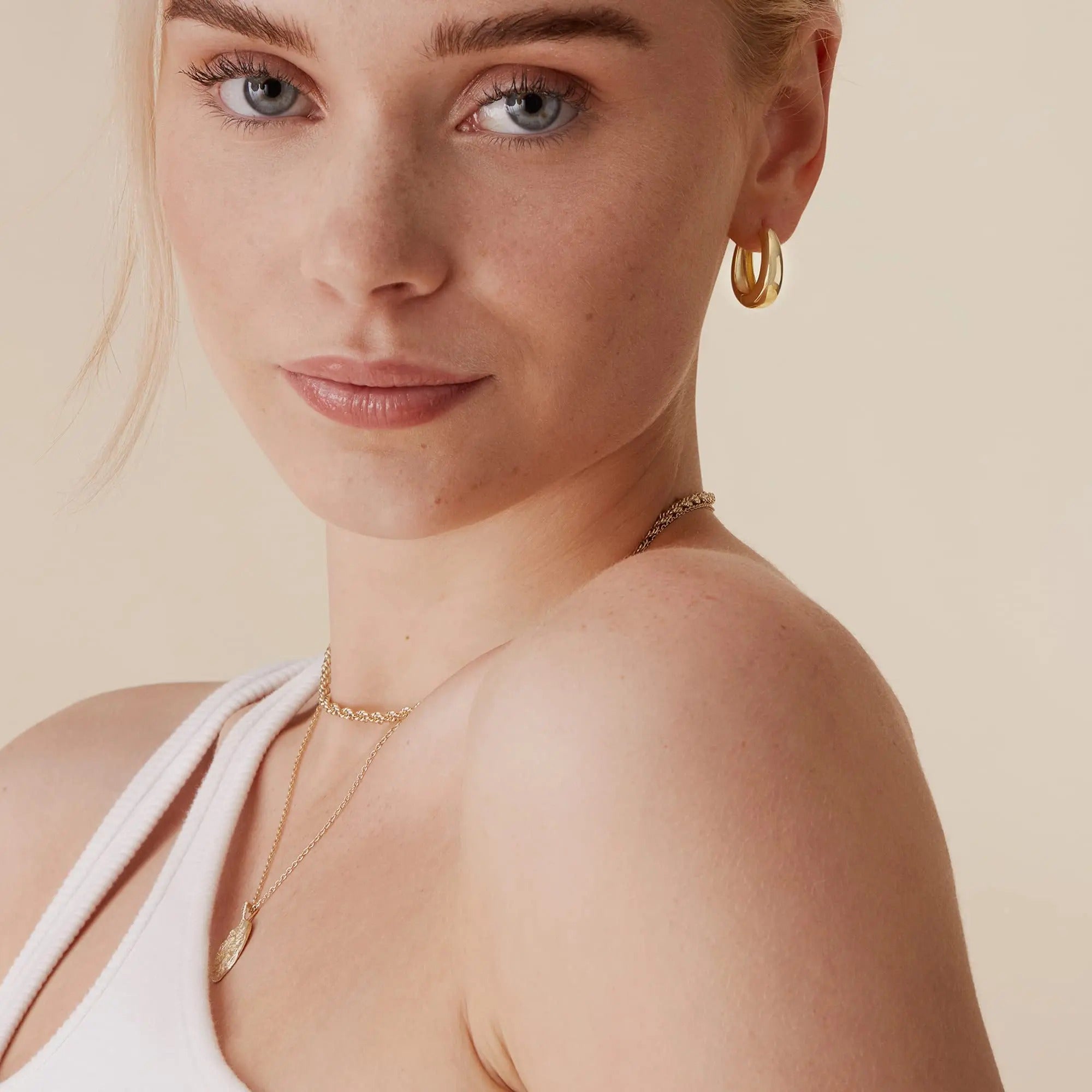 Chunky Hoops Earrings - Jewel Glimpse
