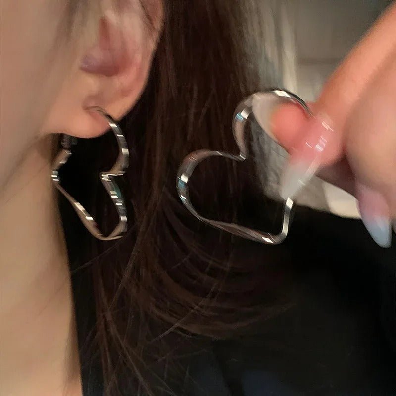 Hollow Heart Design Earring - Jewel Glimpse