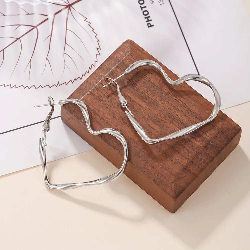 Hollow Heart Design Earring - Jewel Glimpse