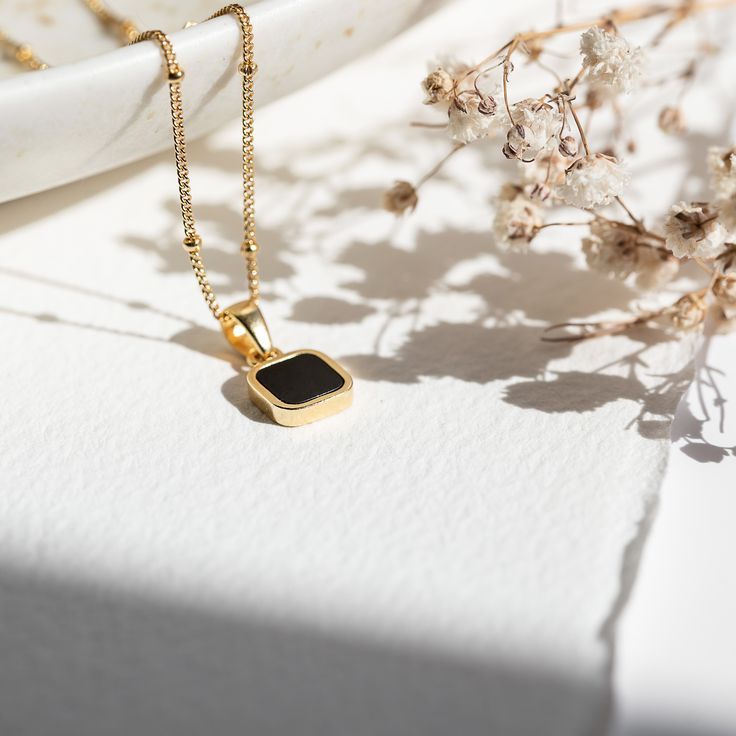 Necklaces - Jewel Glimpse