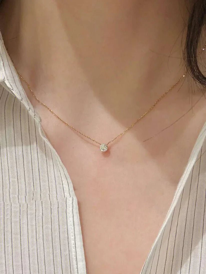 One Diamond Necklace 18k - Jewel Glimpse